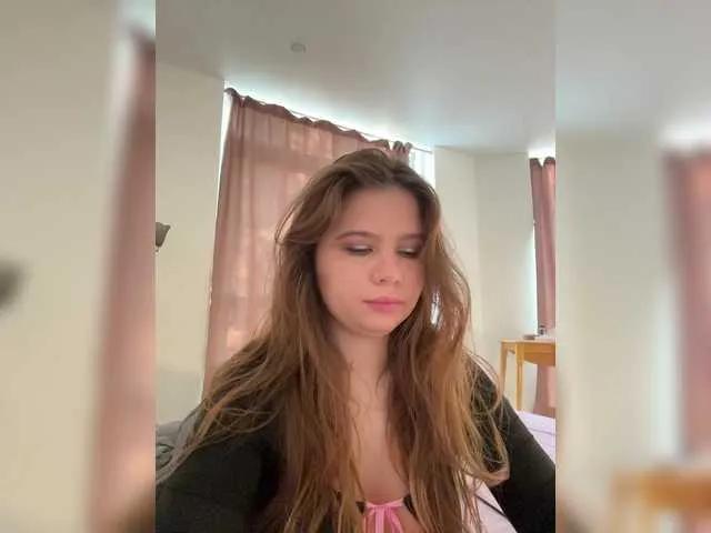 Chiculya on BongaCams