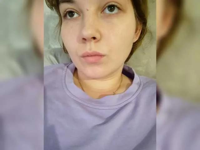 FoxyLoVe25 on BongaCams