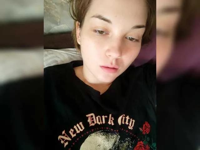 FoxyLoVe25 on BongaCams