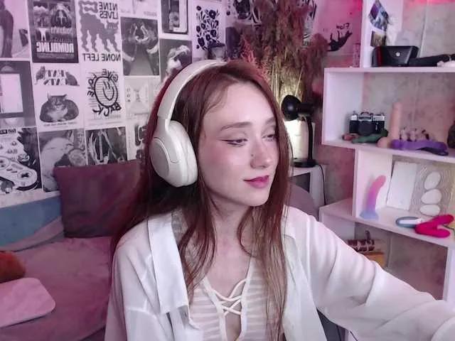 plassstic on BongaCams