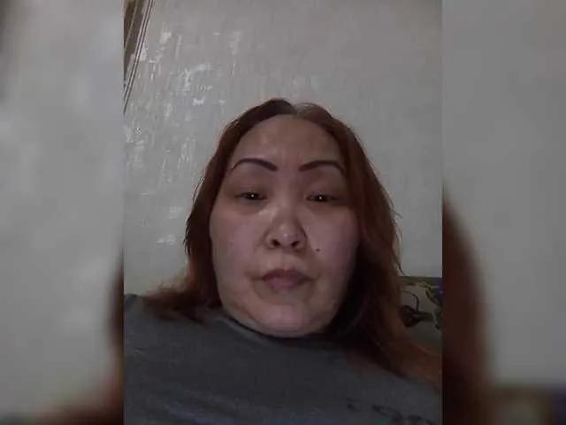 Qweentis on BongaCams 