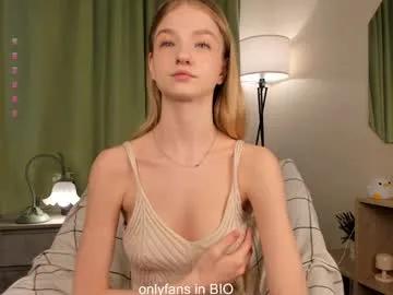 _annybunny_ — GOAL: melt an ice cube on my nipples [210 tokens remaining] nude only in OF(bio) #blonde #18 #teen #natural #bigboobs