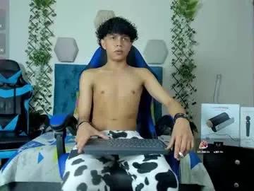 _taylor_black — GOAL: spit on cock show [115 tokens remaining] Petite boy for your pleasure... #18 #dance #young #daddy #bigcock