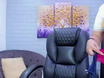 alaiasmile_ on Chaturbate 