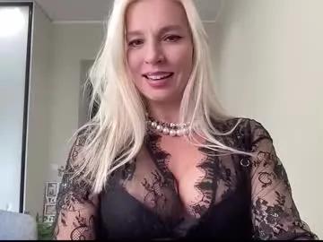 amazingkelly on Chaturbate 