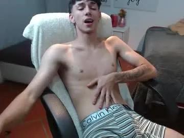 amethystshadow — GOAL: cum [399 tokens remaining] Welcome to my room! #18 #bigcock #twink #latino #new