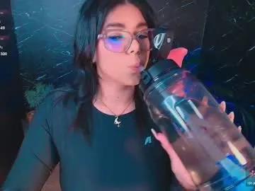 ashleyy18__ — make me vibrate while I suck you  #deepthroat #spit #bigass #saliva #latina