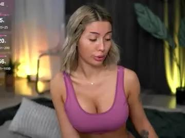 audreyzanne on Chaturbate