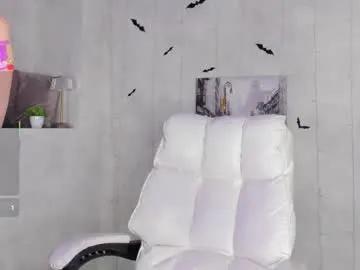 berta_kelly — GOAL: REMOVE MY SHIRTS [44 tokens remaining] Welcome to my room! #teen #footjob #smalltits #lovense #footfetish