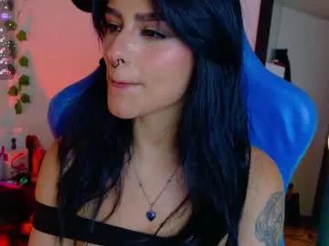 blue_kittenn on Chaturbate