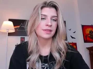 cassieholland — Hi hi honey, I`m Cassie ntmu<3 - Goal: SQUIRT RAIN  #new #anal #squirt #skinny #teen