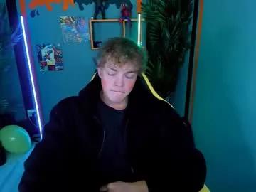 chase_muscular on Chaturbate