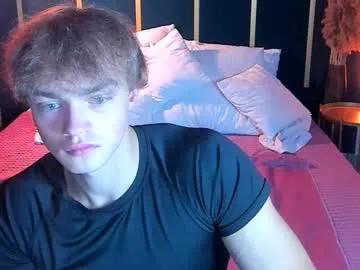 chase_muscular on Chaturbate
