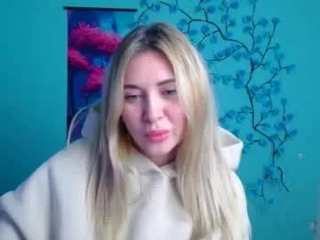 chloe_diva — GOAL: Welcome to CB [69 tokens remaining] Welcome to my room! #new #shy #cute #teen #18
