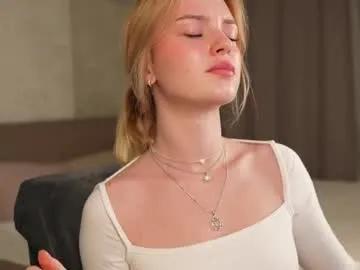 cyberheart_ on Chaturbate