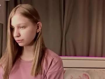 dollyburruss on Chaturbate