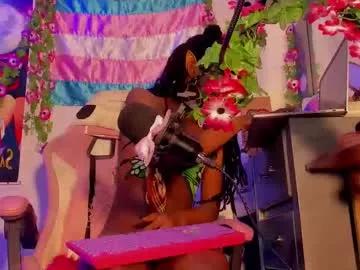 effy_marinn on Chaturbate 
