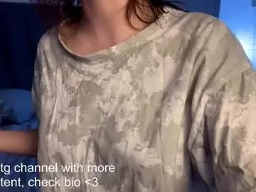 ellie_hollow on Chaturbate 