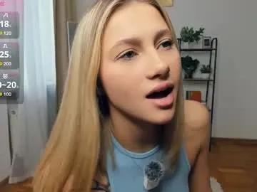 glossybabe_ — wish me good luck !? lovense work ... call me Cherry :) #18 #bigboobs #new #blonde #teen [0 tokens remaining]