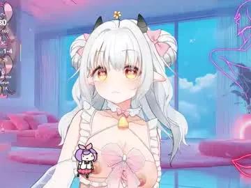 honey_cow on Chaturbate