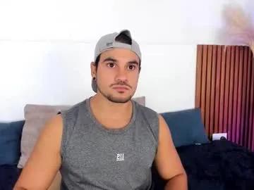 jake_muller1 — BE NAKED AND JERKING FOR 3 MIN [300 tokens left] Welcome to my room guys!! #bigcock #hairy #muscle #c2c #latino