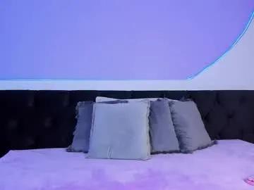 julieta_cortes__ on Chaturbate