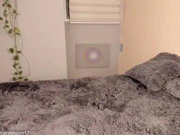 katybloom_ on Chaturbate