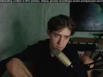 labour_guy on Chaturbate