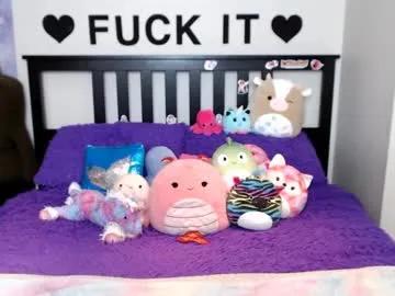 mackenziewolfe on Chaturbate