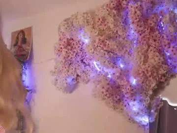 mila_snoow on Chaturbate