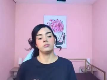 milu_carbajal_x — GOAL: a sexy dance while I undress [165 tokens remaining] Welcome to my room! #cute #petite #18 #latina #new