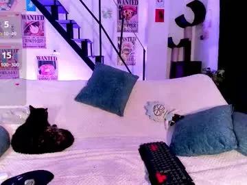 monxslove on Chaturbate