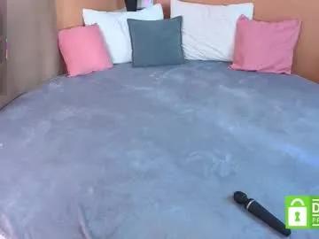 moontongue on Chaturbate 