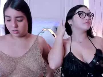 ninablooms01 on Chaturbate 
