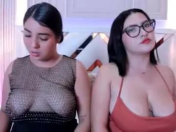 ninablooms01 on Chaturbate 