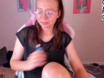 noora_moore — Kiss the camera [10 tokens left] #asian #bigass #18 #feet #nonude