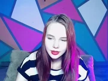 onessandra on Chaturbate