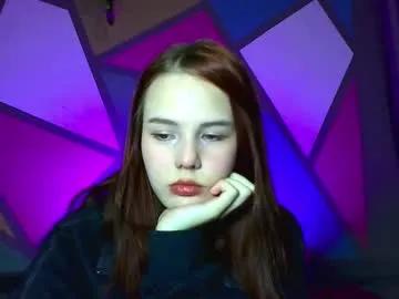 onessandra on Chaturbate