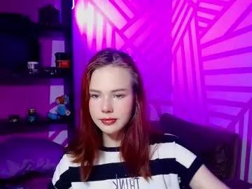 onessandra on Chaturbate