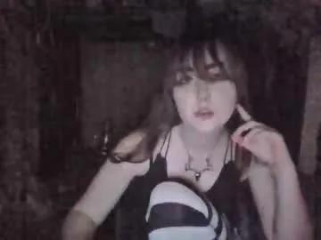 p1x1elem0nz — P1x1elem0nz's room #emo #newbie #goth #talkative #phatasswhitegirl