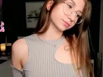 portia_bubbles — GOAL: Make my day better [16 tokens remaining] Welcome to my room! #skinny #shy #18 #new #teen