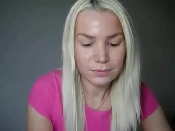 sassiecassy — Shorts and top gone  [355 tokens remaining]