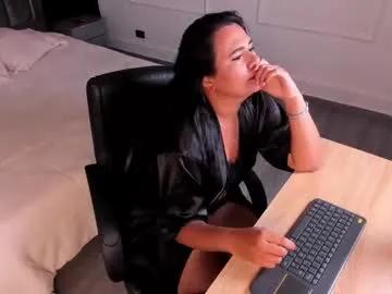 sienarosewood — I can become a shy woman, but I know when I must be a kinky mature woman | SOFT FOOTJOB * 198 tks left * | #mommy #footjob #mature #milf #feet |