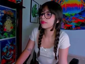 space__kittyy on Chaturbate