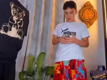 stiiveen_24cm on Chaturbate