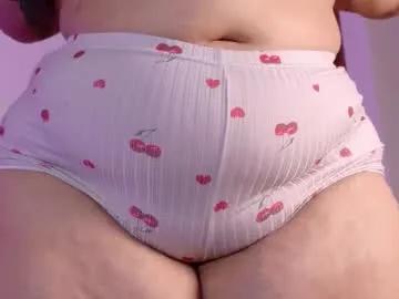 tinacurv on Chaturbate