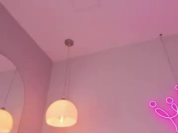 violeth_hill on Chaturbate