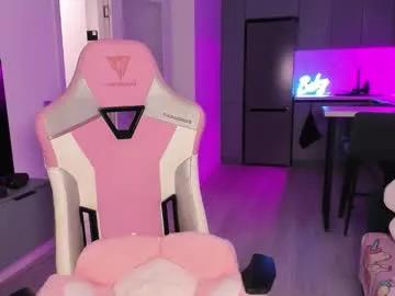 wowlovie666 on Chaturbate