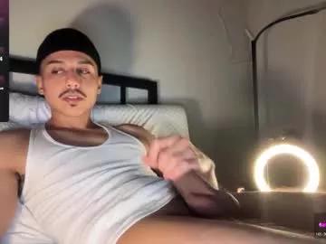 xmomentumx on Chaturbate 