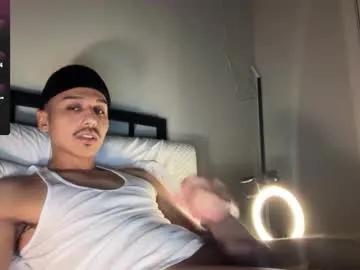 xmomentumx on Chaturbate 